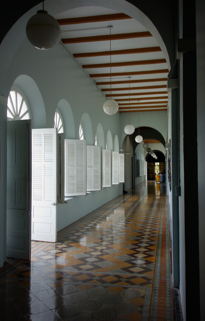 Front hallway in the main building of the University Sagrado Corazón